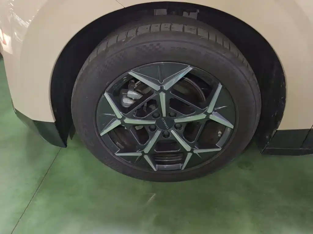 Lynk & Co Z20 — миниатюра 23