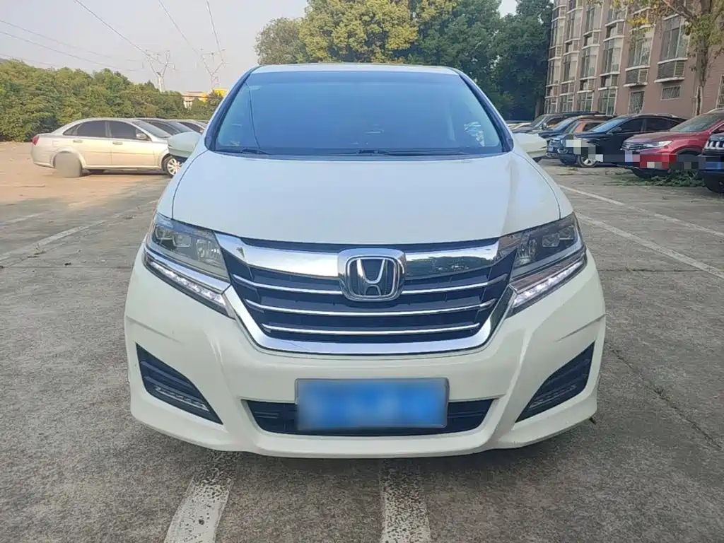 Honda Elysion — миниатюра 3