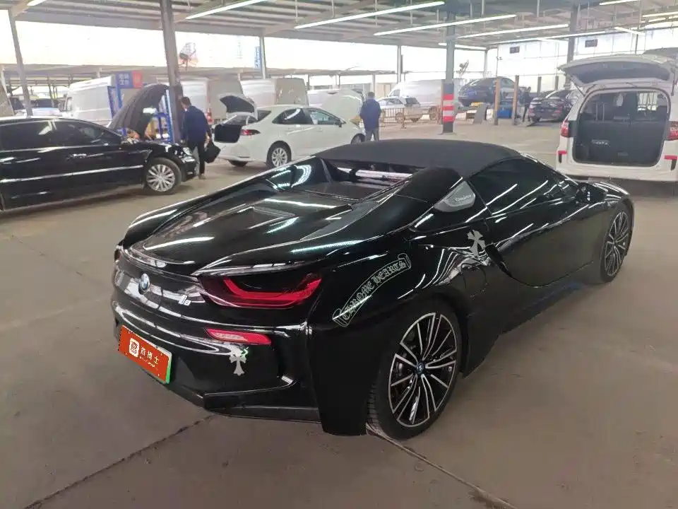 BMW i8 — миниатюра 7