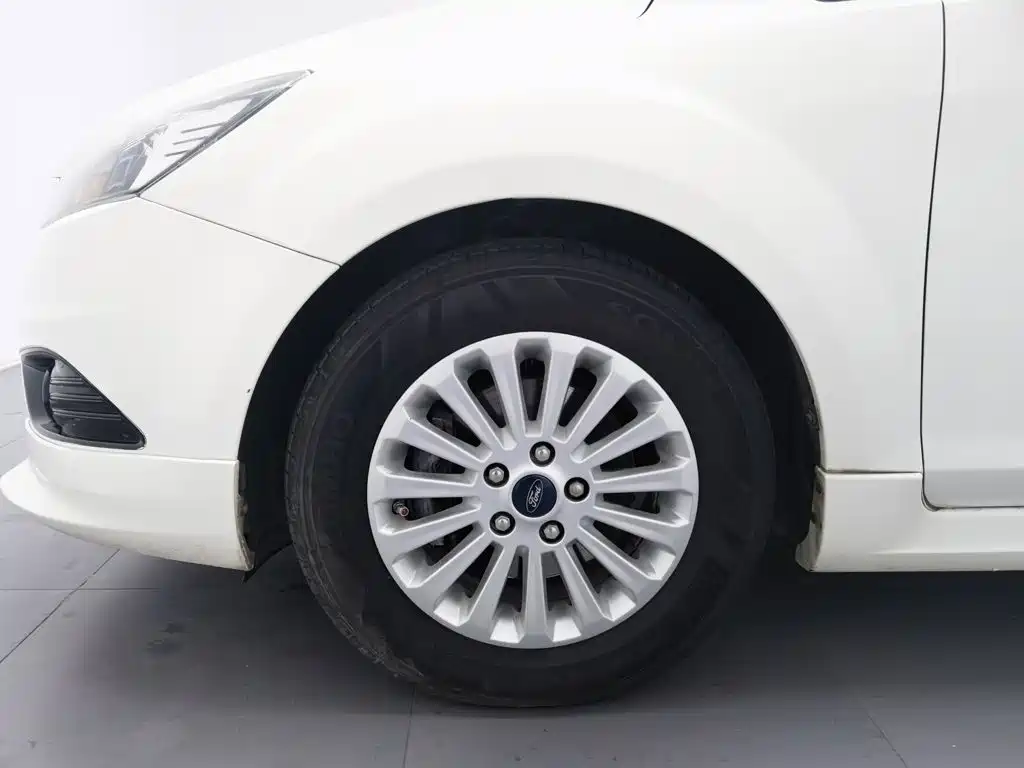 Ford Focus — миниатюра 17