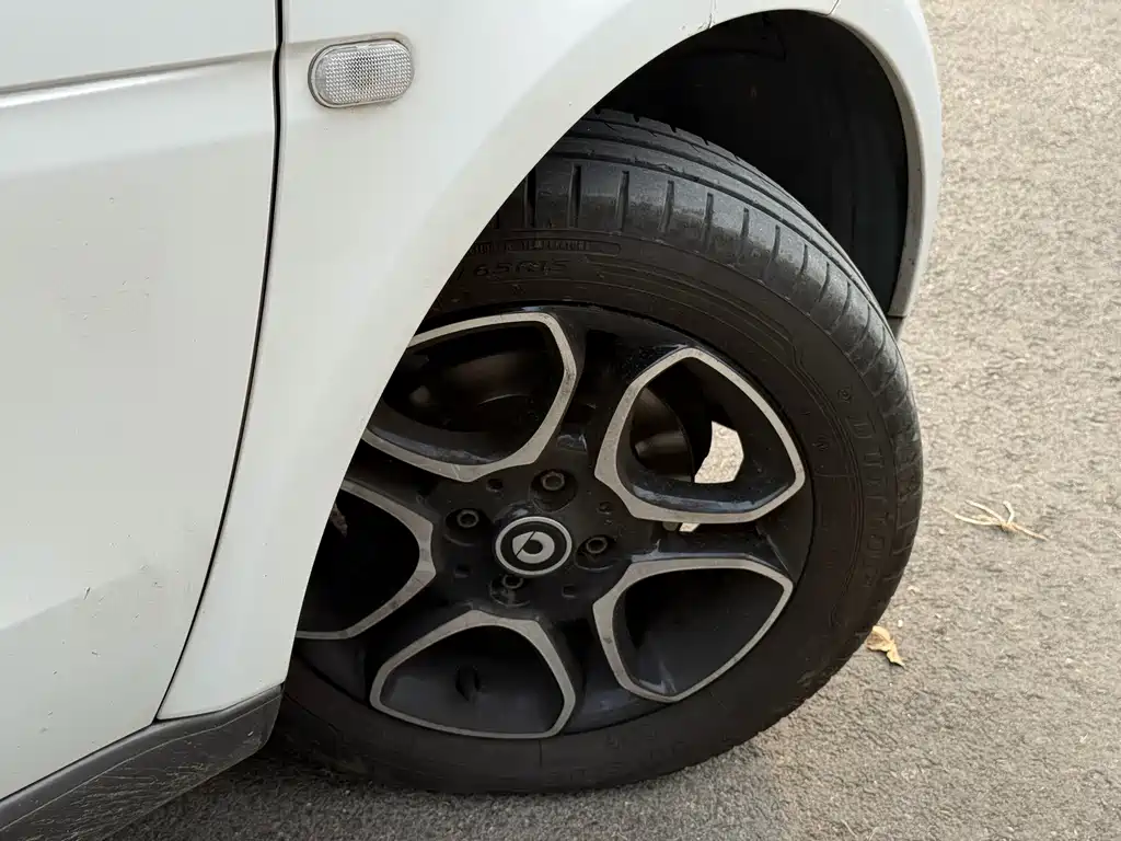 smart Smart Fortwo — миниатюра 4
