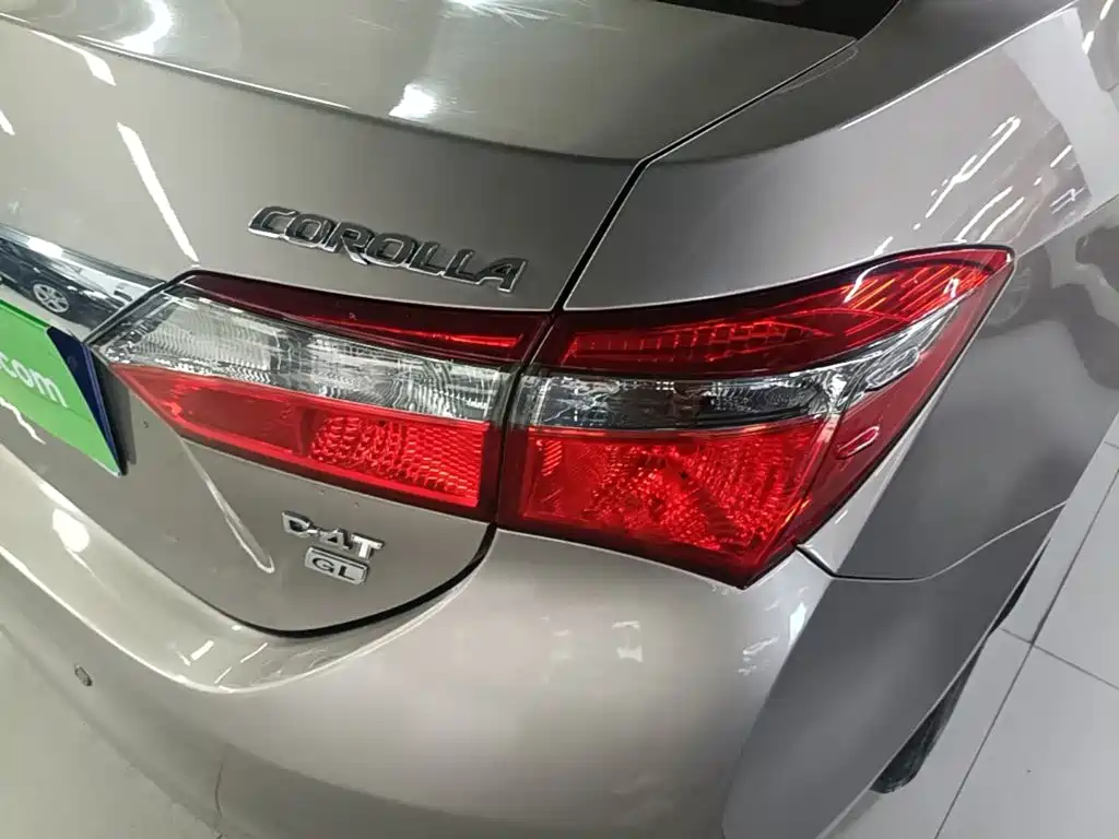 Toyota Corolla — миниатюра 8