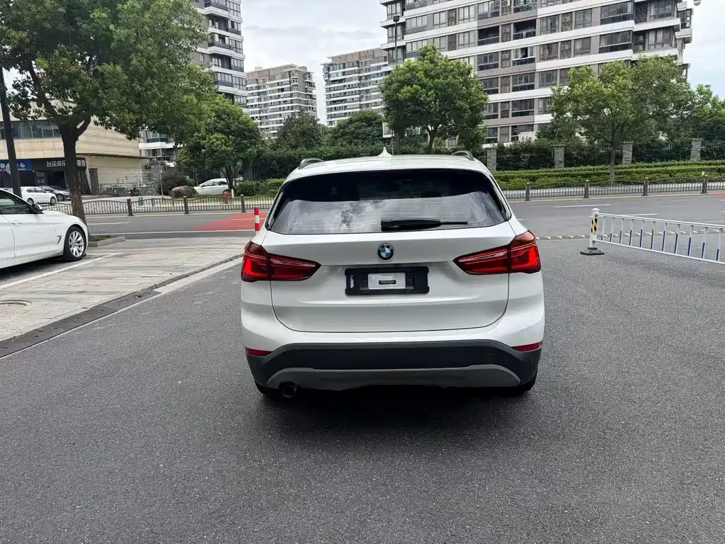 BMW X1 — миниатюра 5