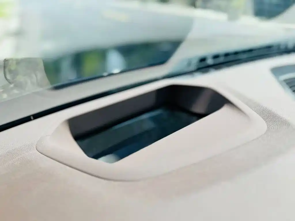 BMW 5 Series — миниатюра 9