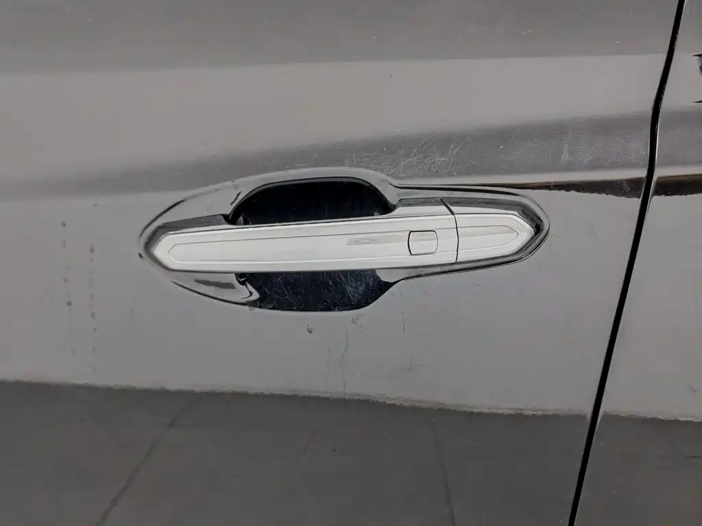 Cadillac XT5 — миниатюра 18