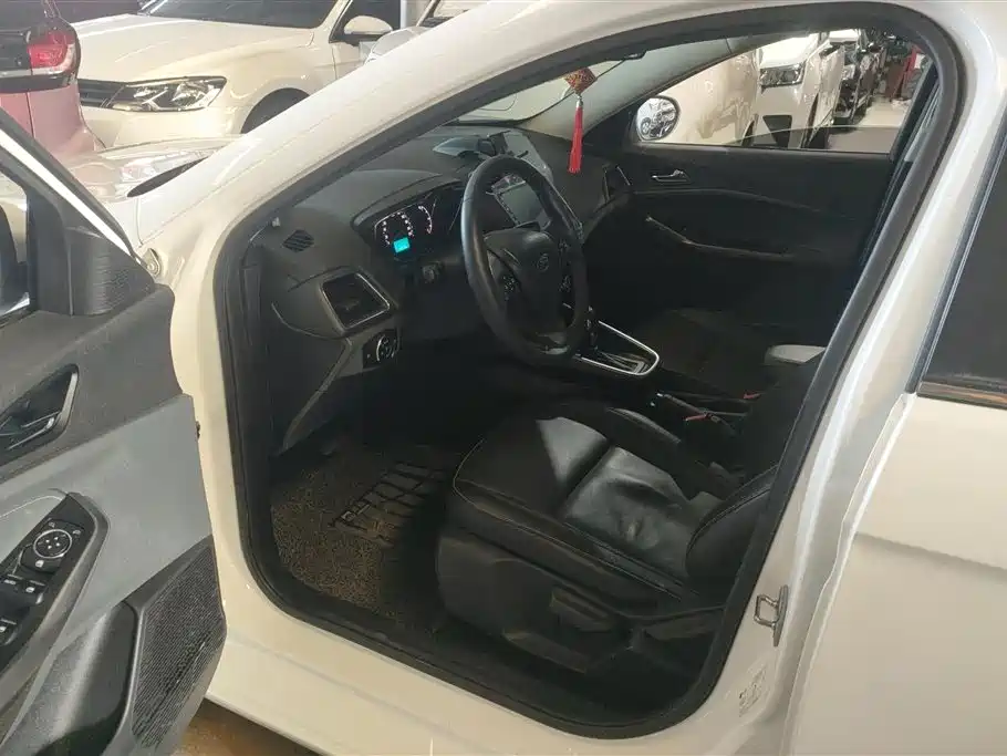 Ford Escort 2017 1.5L AT Fashion