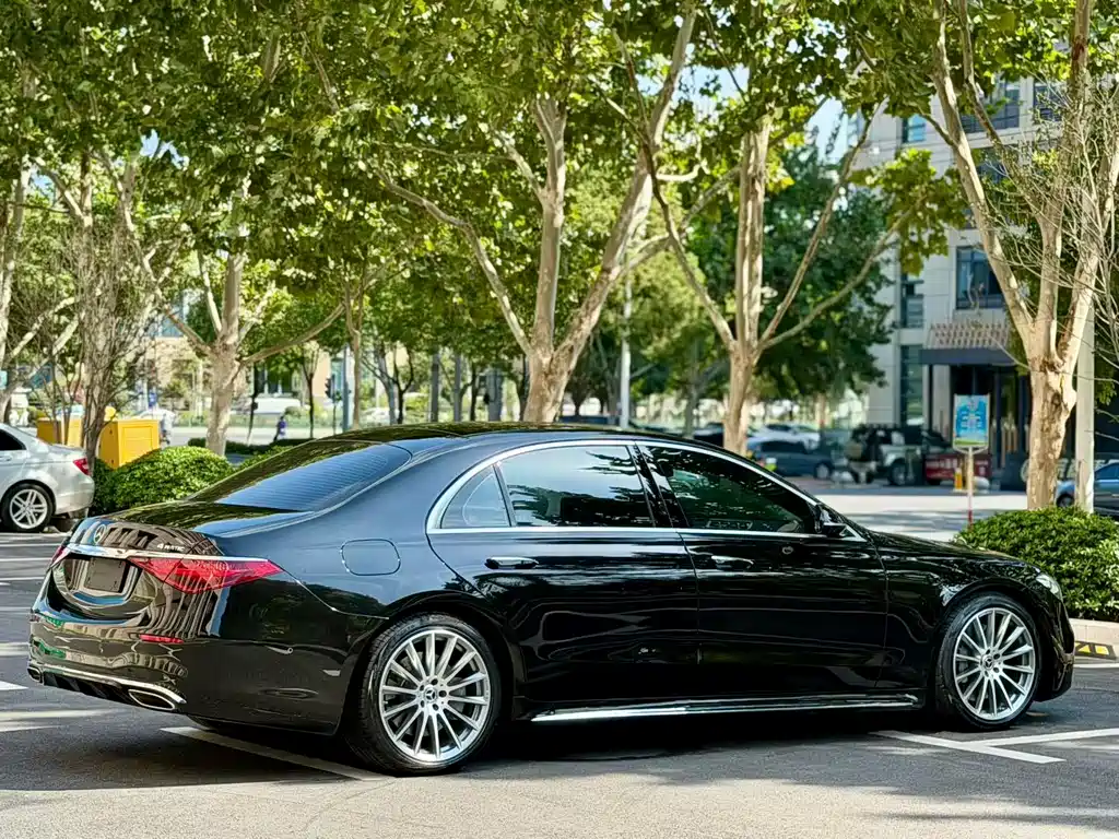 MERCEDES-BENZ S CLASS