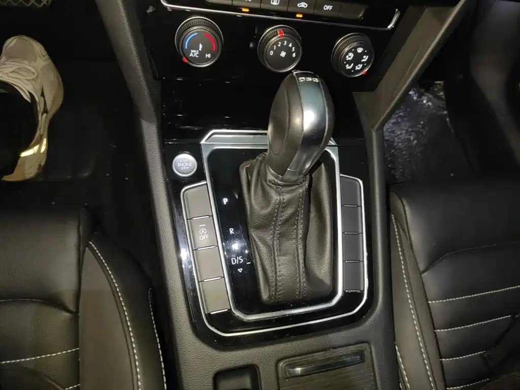 Volkswagen Magotan — миниатюра 14