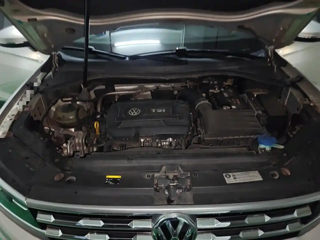 Volkswagen Tiguan L — миниатюра 11