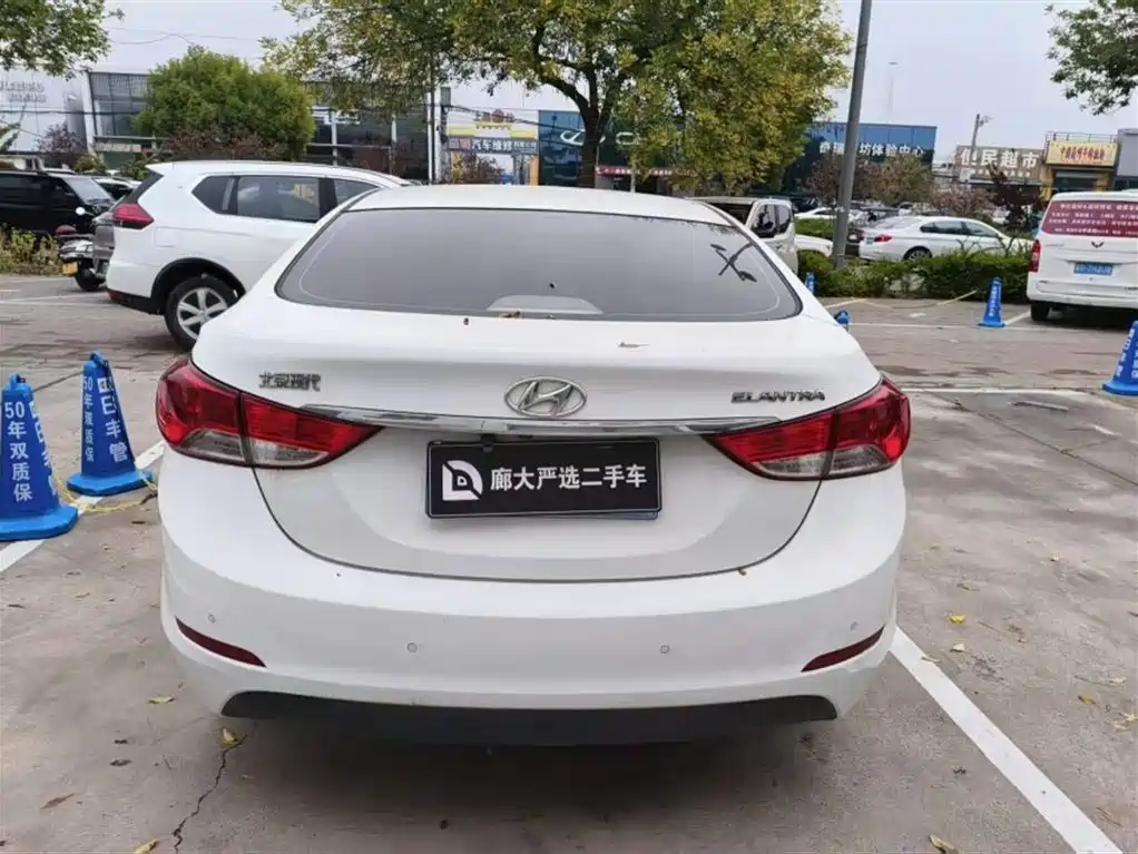Hyundai Elantra Langdong — миниатюра 6