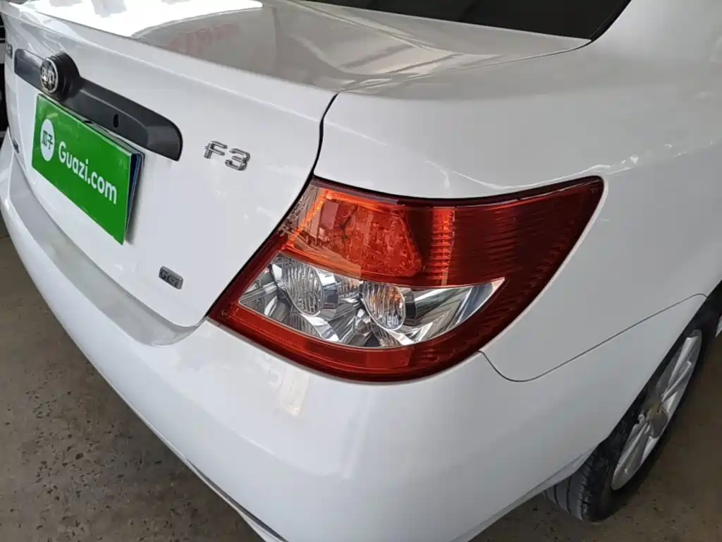 BYD F3 — миниатюра 8