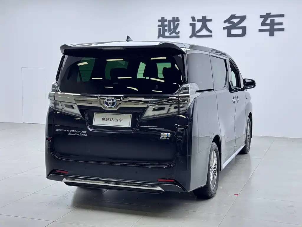 Toyota Vellfire — миниатюра 19