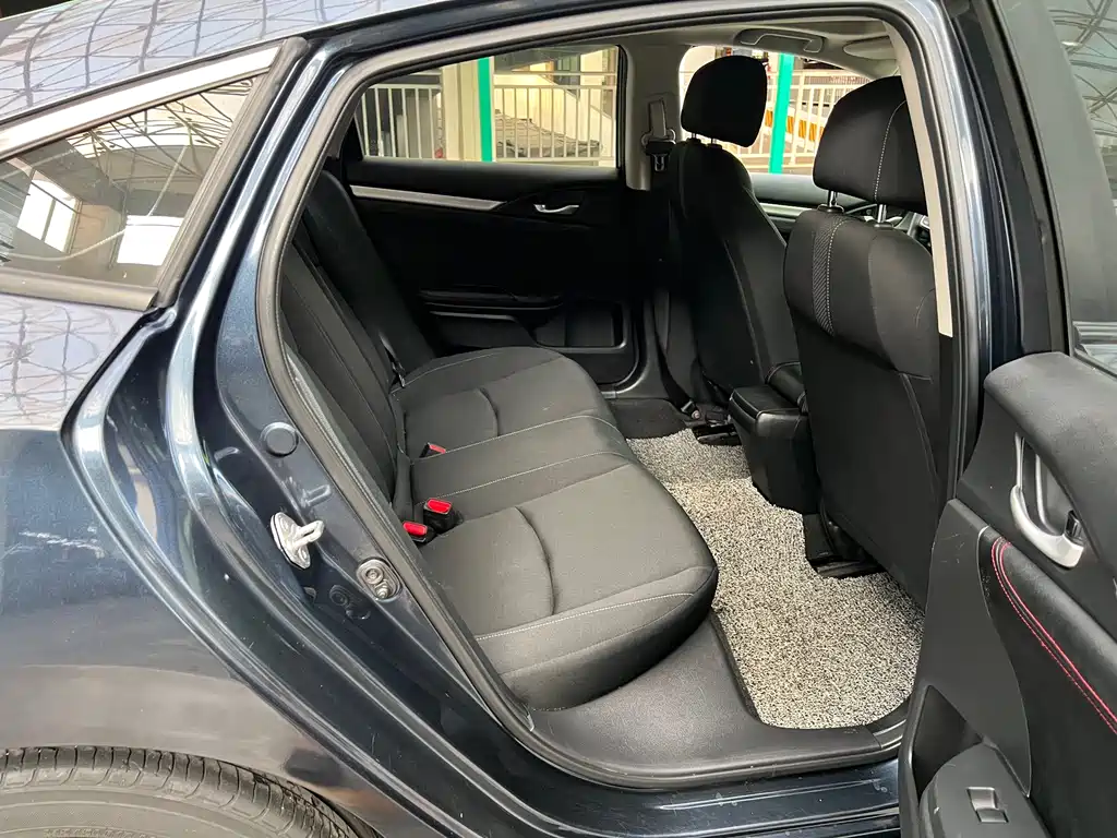 Honda Civic — миниатюра 7