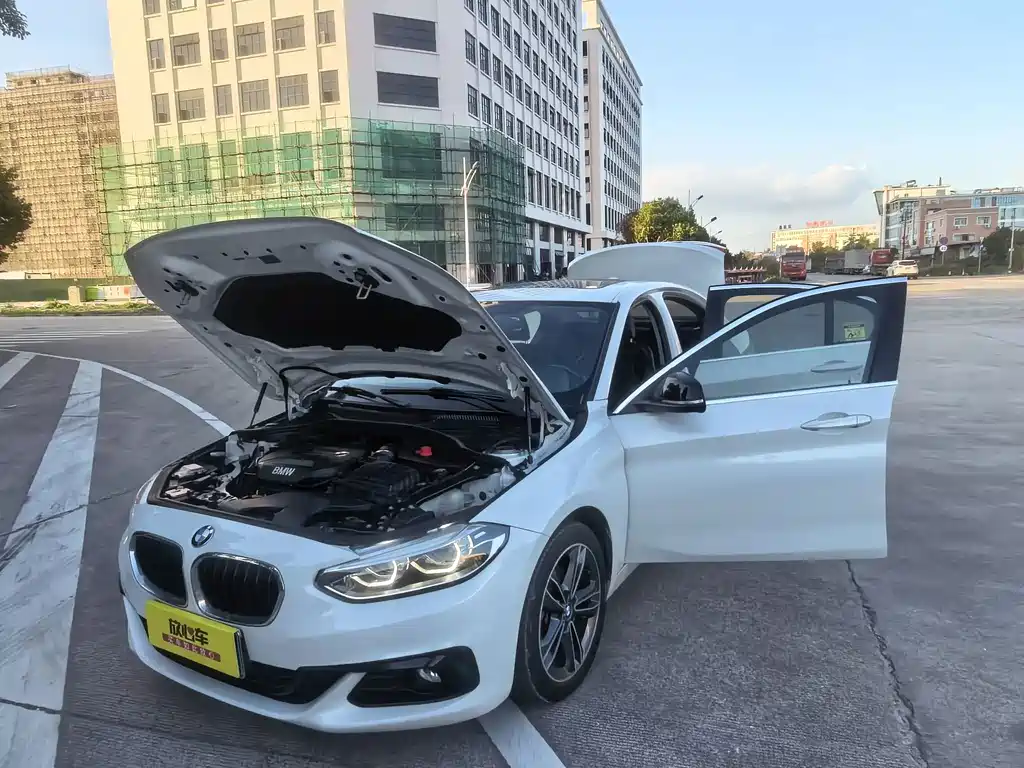 BMW 1 Series — миниатюра 18