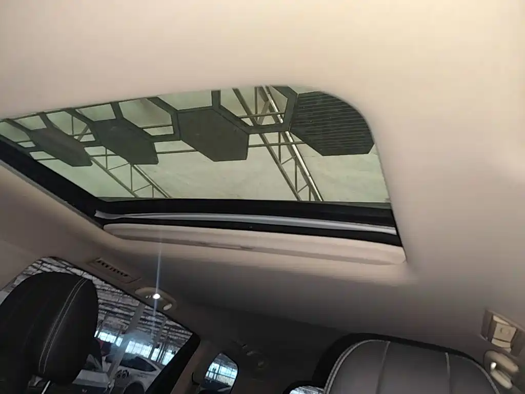 BYD MAX — миниатюра 18