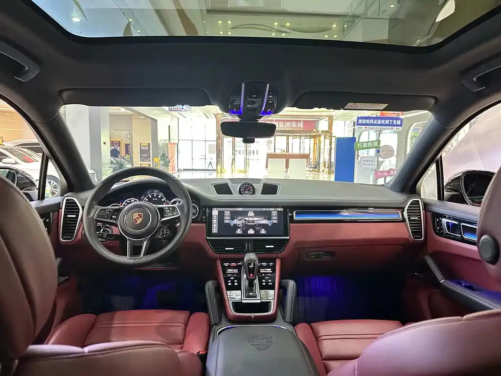 Porsche Cayenne — миниатюра 4