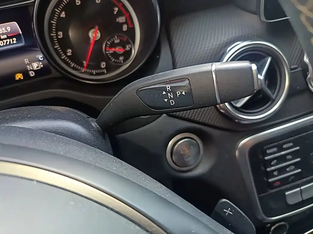 Mercedes-Benz GLA — миниатюра 19