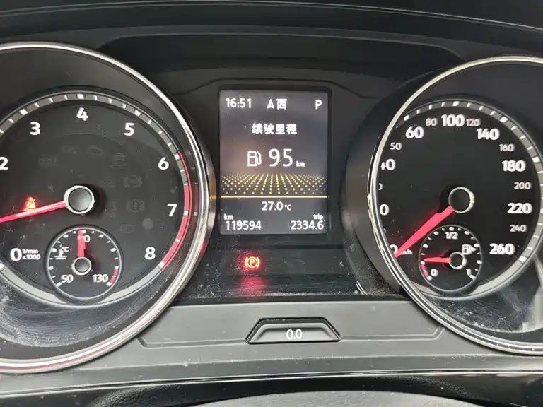 Volkswagen Tiguan L — миниатюра 6