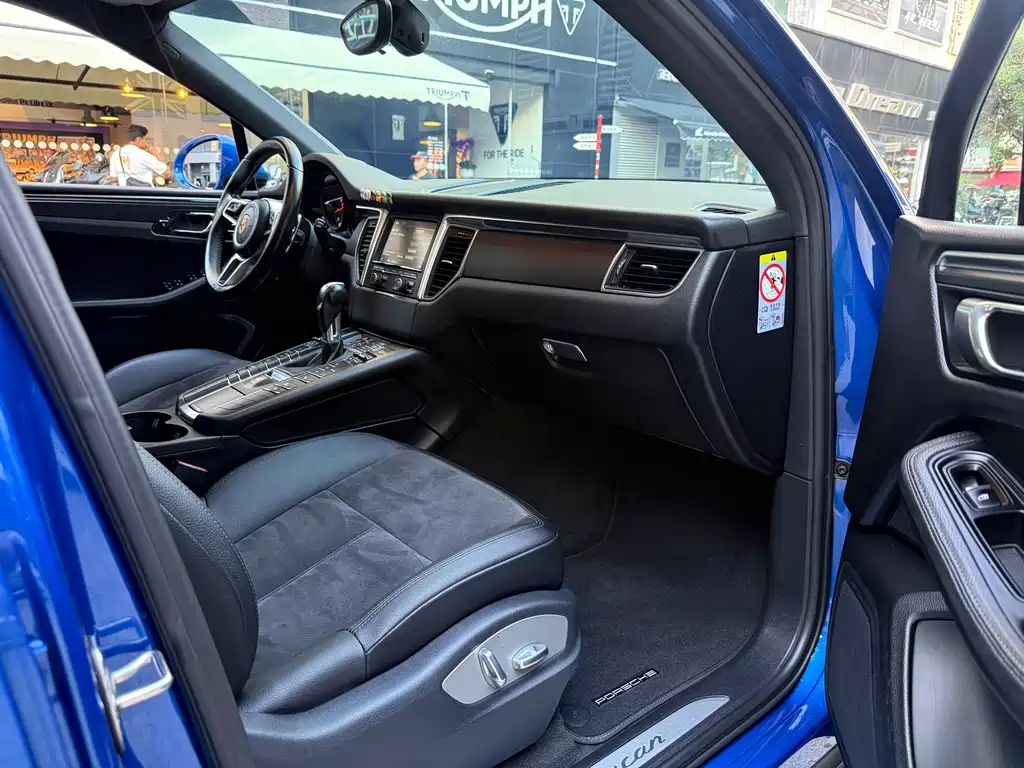 Porsche Macan — миниатюра 22