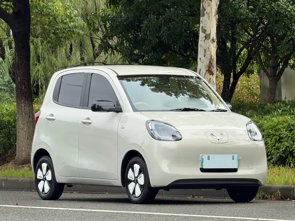Wuling MINIEV — миниатюра 3