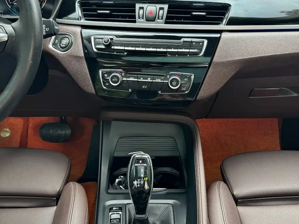 BMW X1 — миниатюра 15