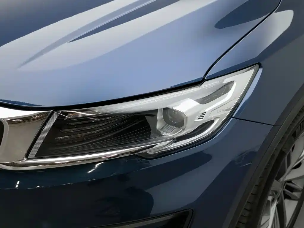 Geely Jia Ji New Energy — миниатюра 7