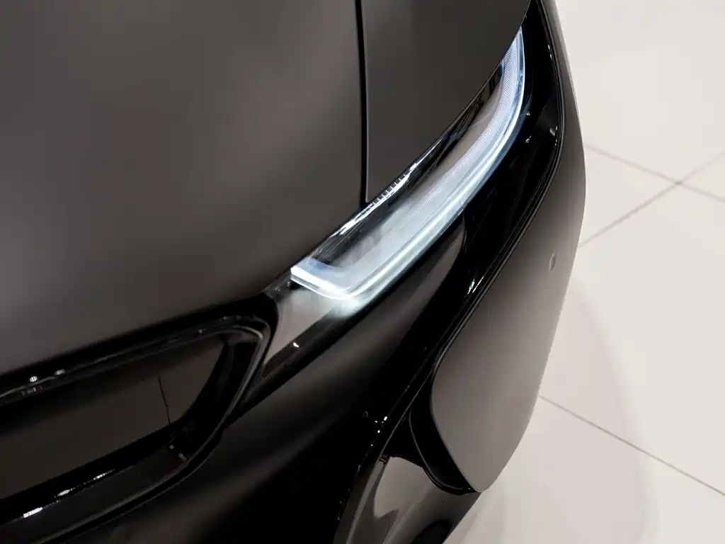 BMW i8 — миниатюра 15