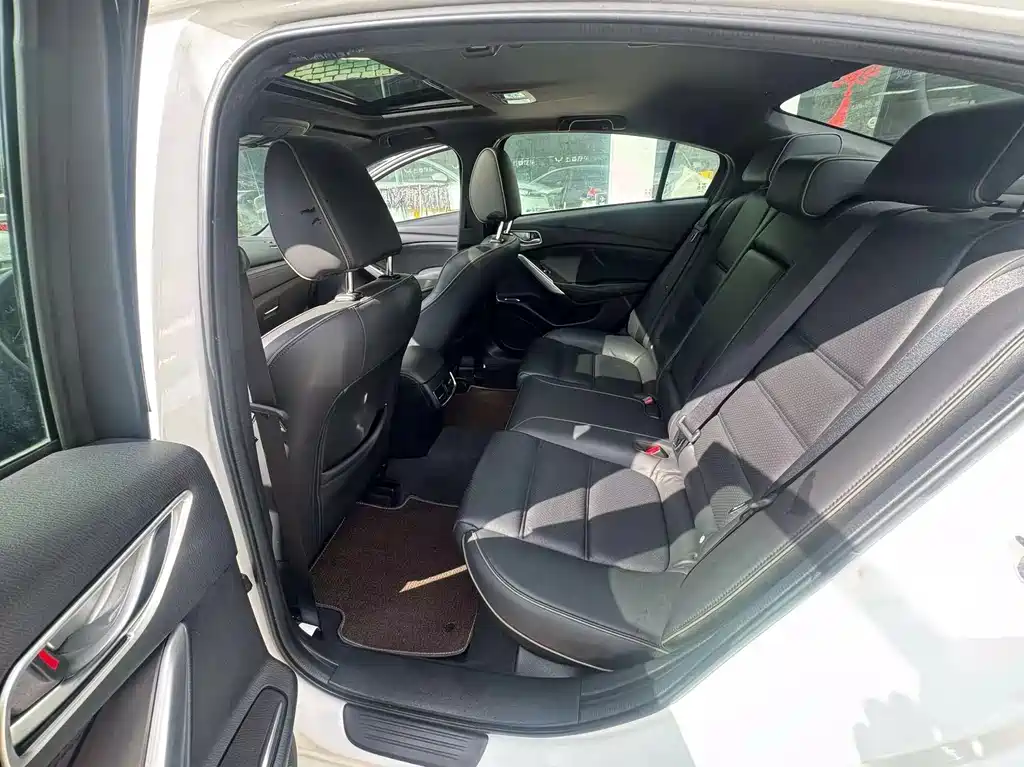 Mazda Atenza — миниатюра 4