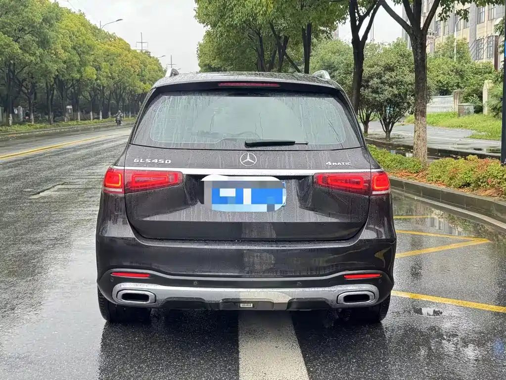 Mercedes-Benz GLS — миниатюра 8