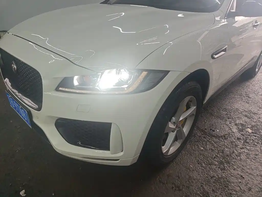 Jaguar F-PACE — миниатюра 24