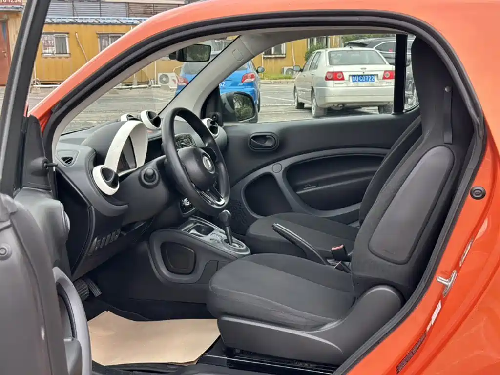 smart Smart Fortwo — миниатюра 11