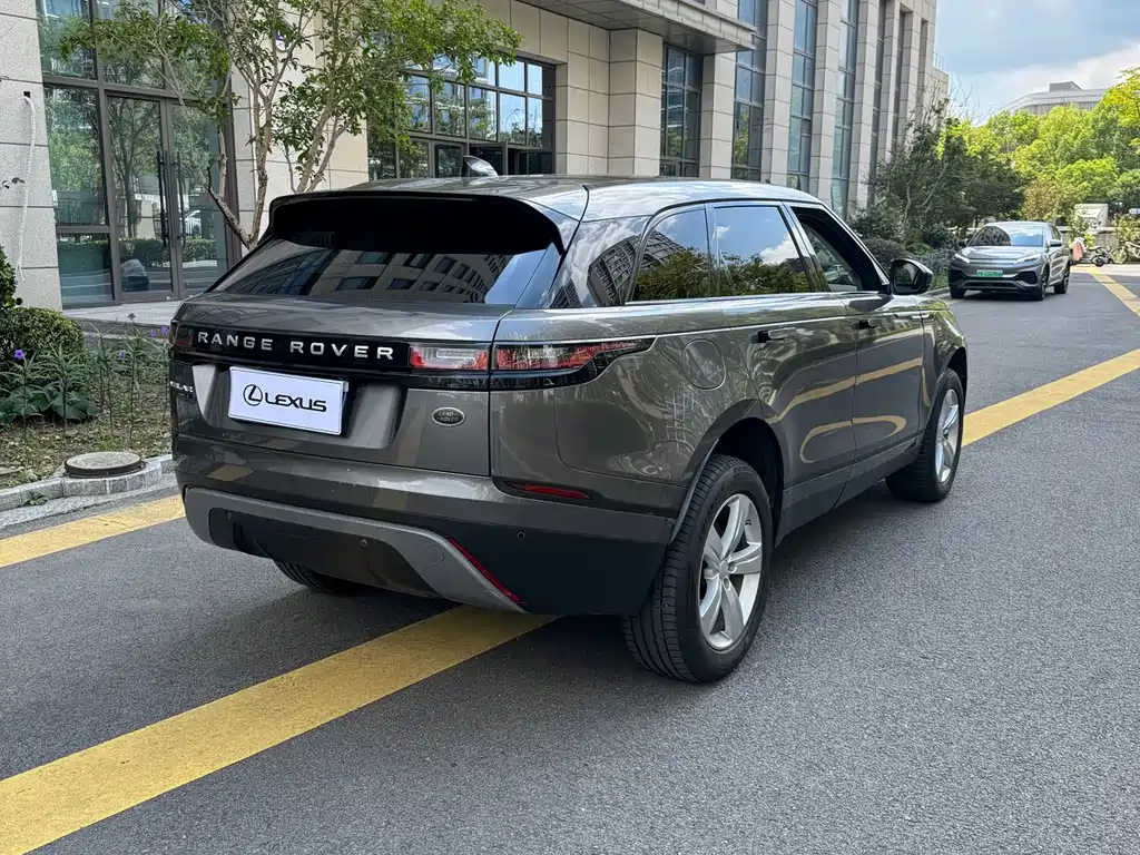 Land Rover Velar — миниатюра 14