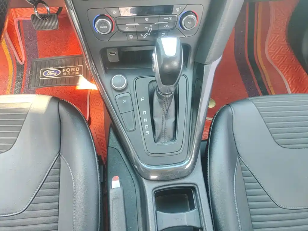 Ford Focus — миниатюра 14
