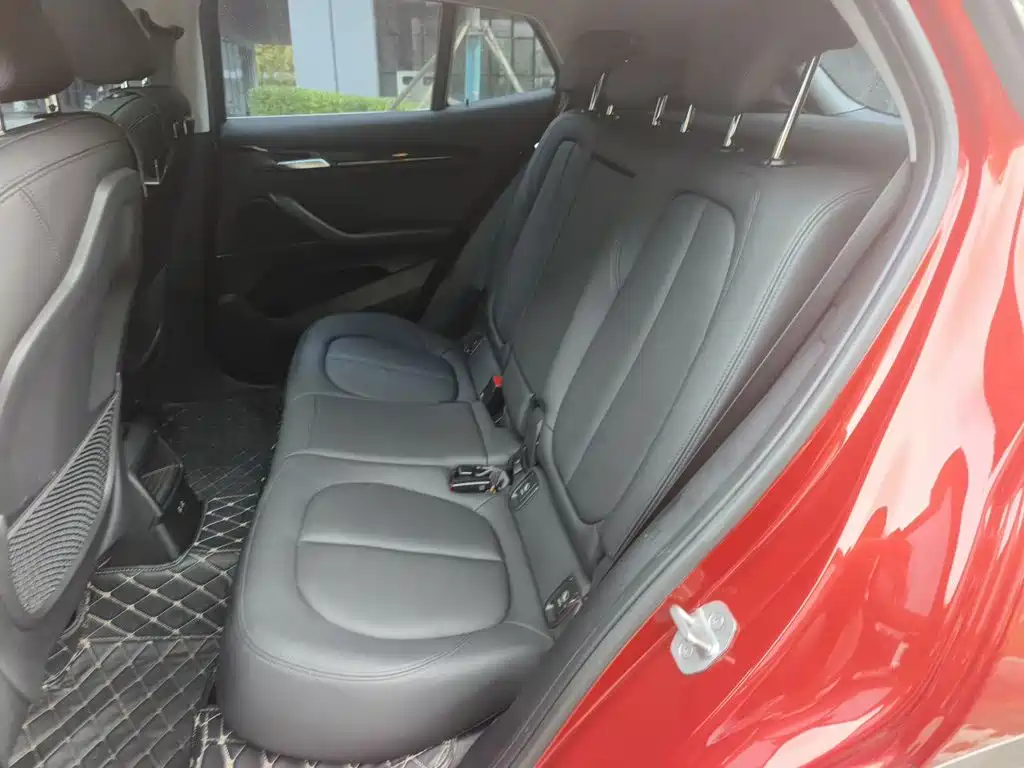 BMW X2 (Import) — миниатюра 18