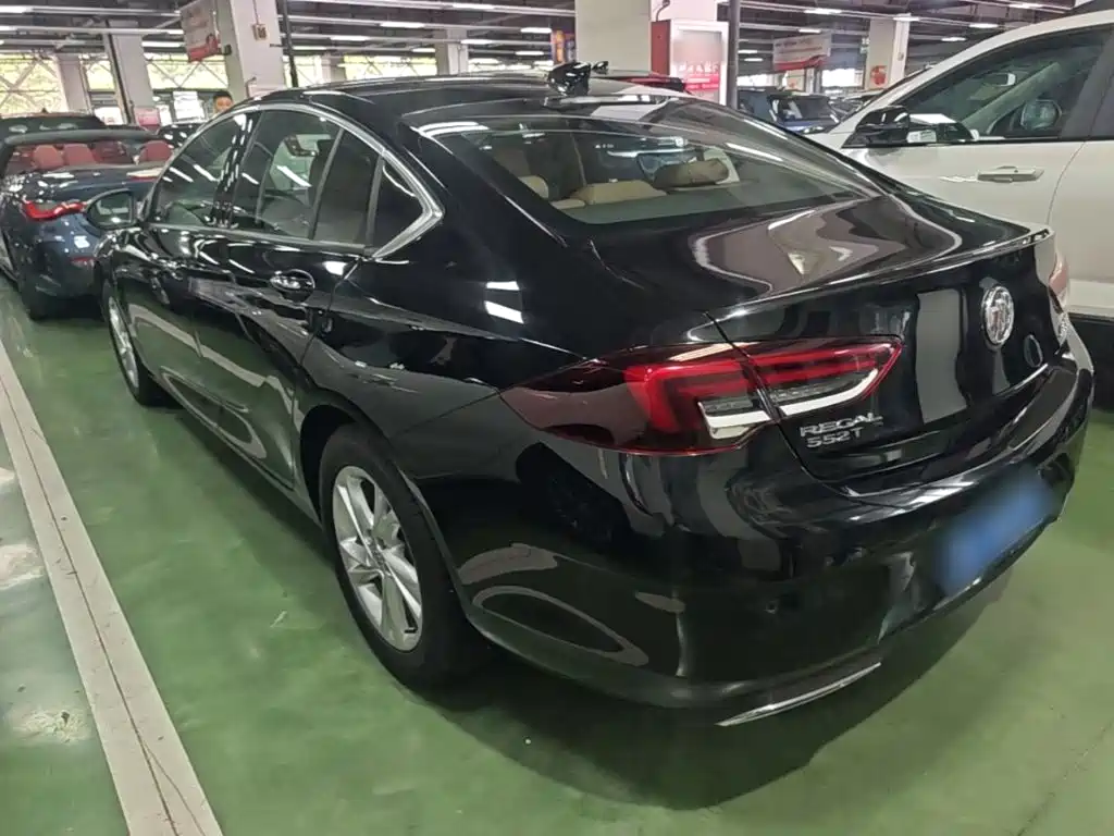 Buick Regal — миниатюра 5