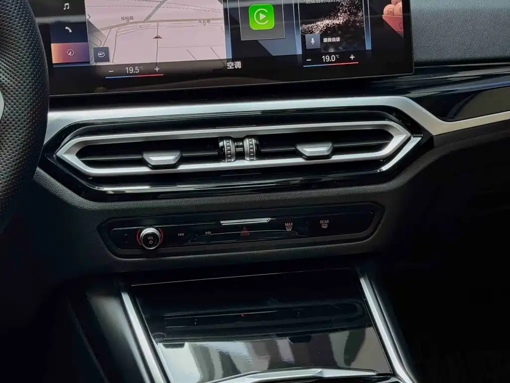 BMW 3 Series — миниатюра 13