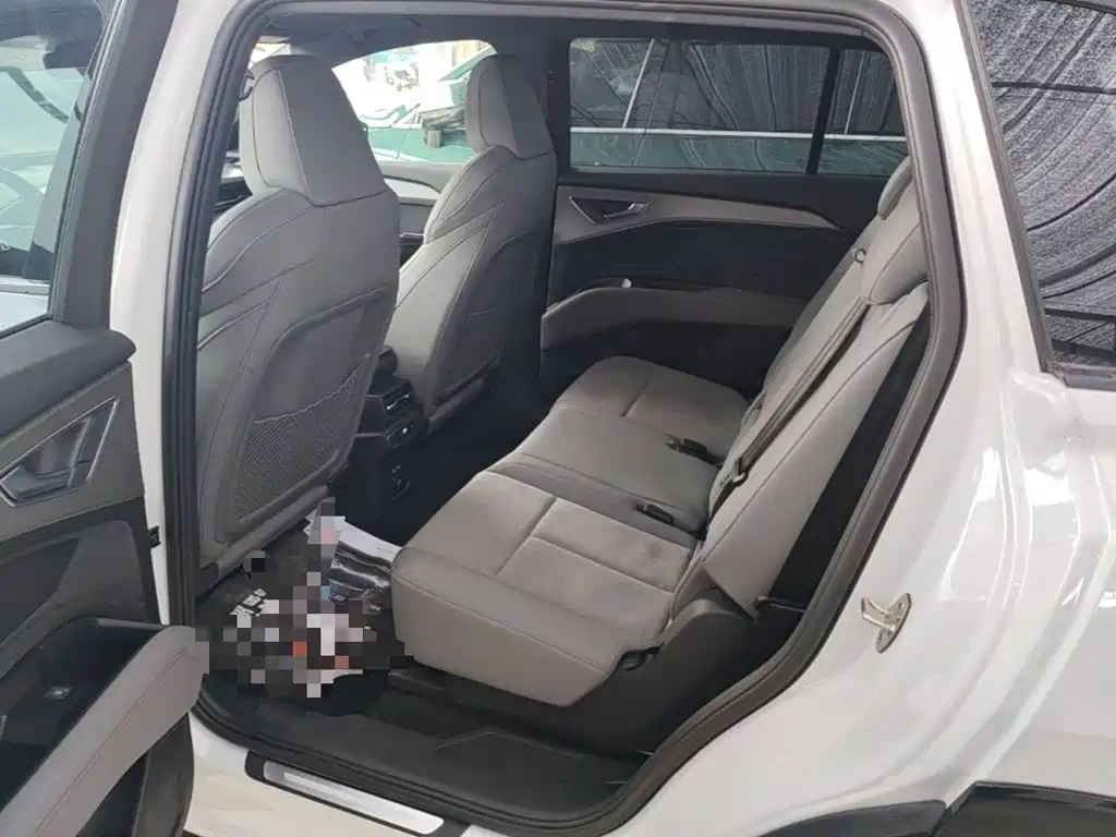 Audi Q5 e-tron — миниатюра 17