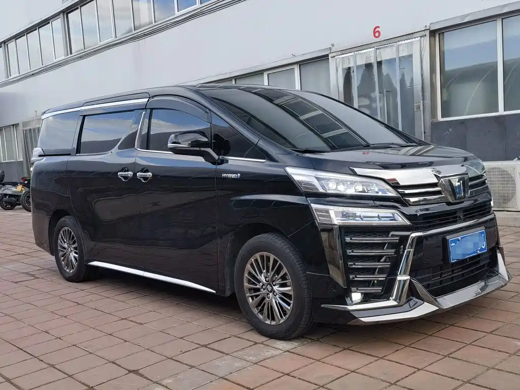 Toyota Vellfire — миниатюра 3