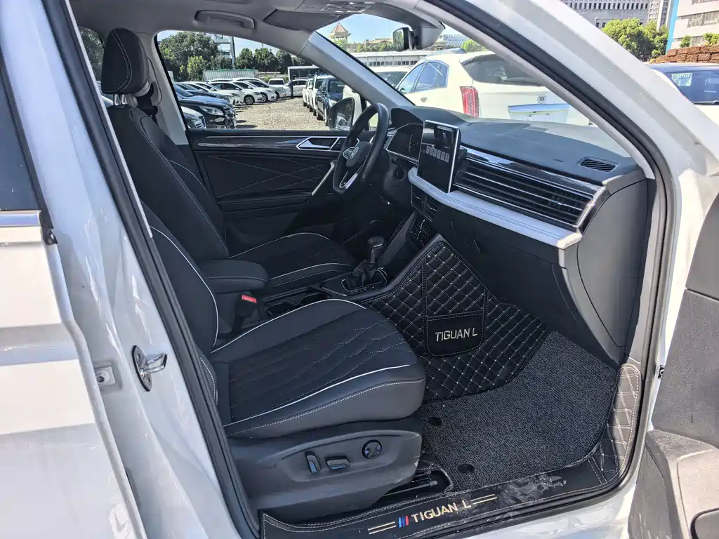 Volkswagen Tiguan X — миниатюра 6