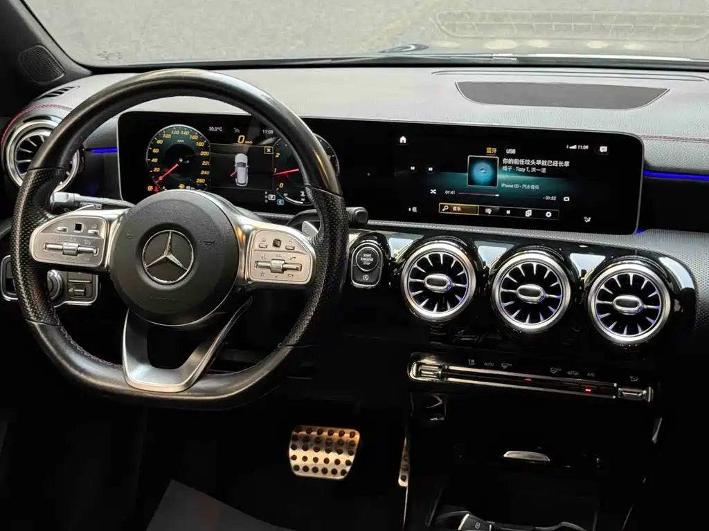 Mercedes-Benz CLA (Import) — миниатюра 12