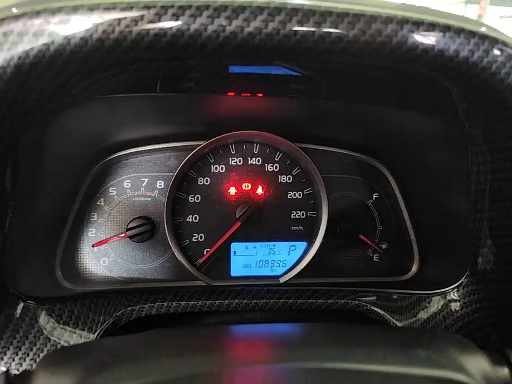 Toyota RAV4 — миниатюра 12