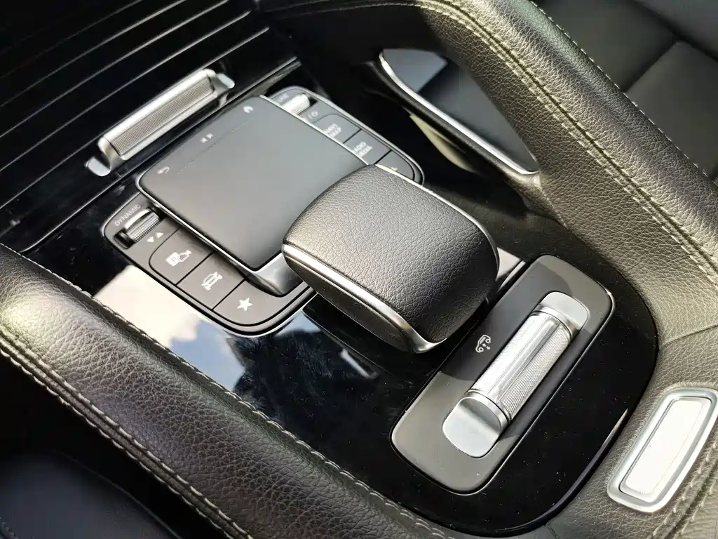 Mercedes-Benz GLE Coupe New Energy — миниатюра 20