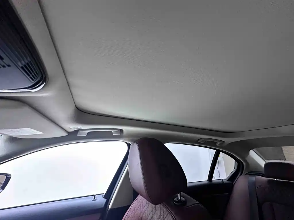 BMW 3 Series — миниатюра 12