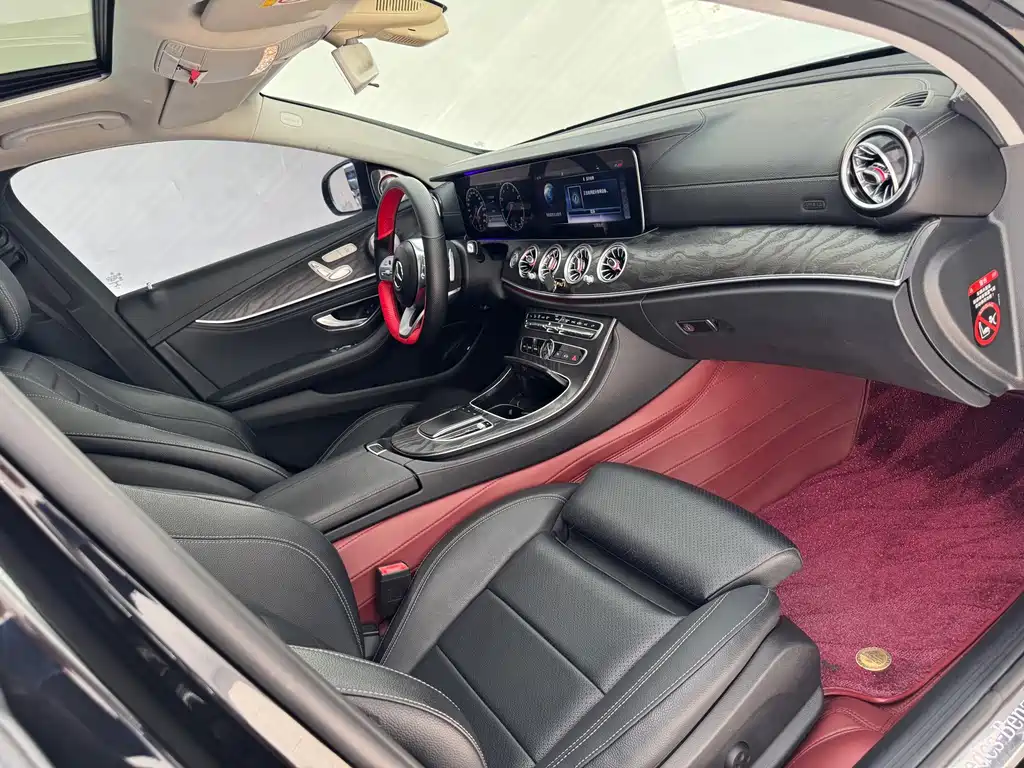 Mercedes-Benz E-Class — миниатюра 4