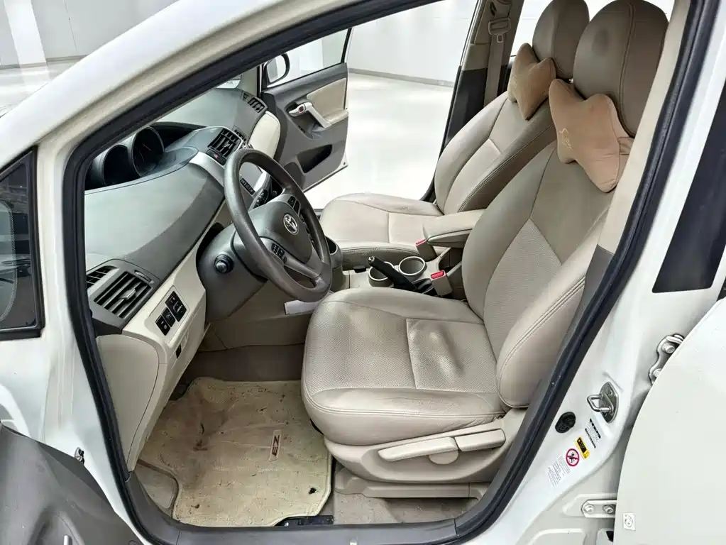 Toyota Verso — миниатюра 3