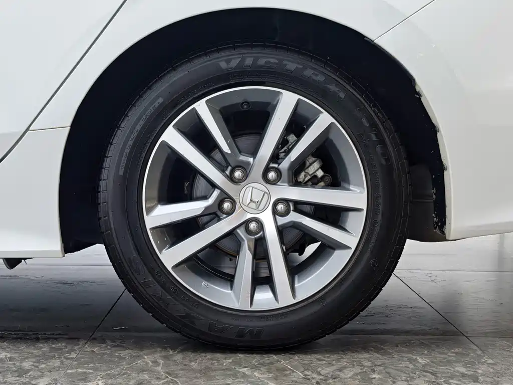 Honda Civic — миниатюра 9