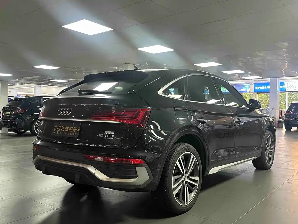 Audi Q5L Sportback — миниатюра 4