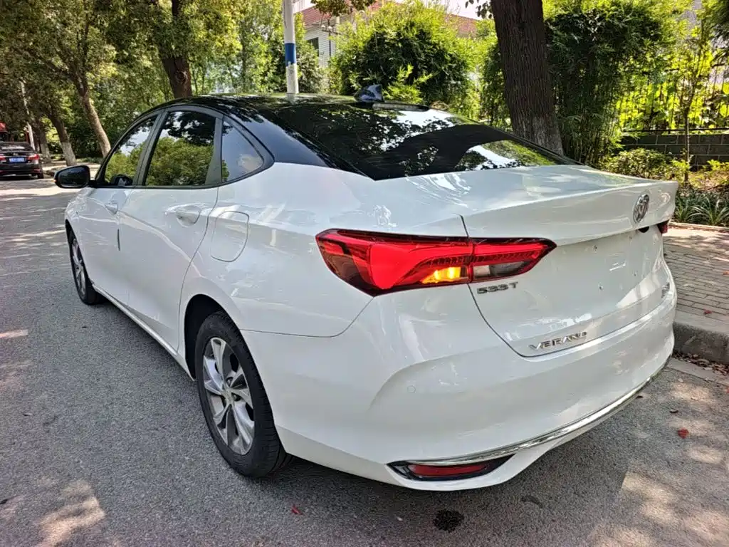 Buick Verano — миниатюра 5