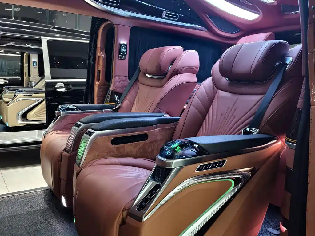 MERCEDES-BENZ V CLASS