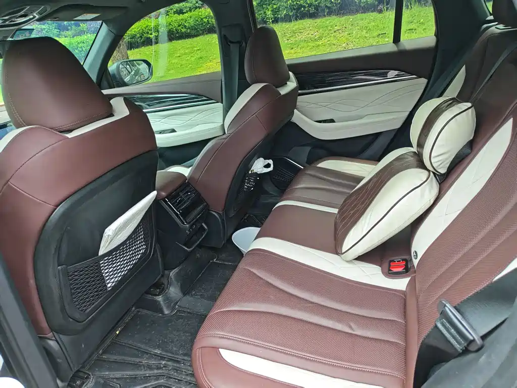 Geely Monjaro L 2021 2.0TD DCT EVO Luxury